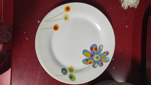 Platos lisos, hondos y de postre