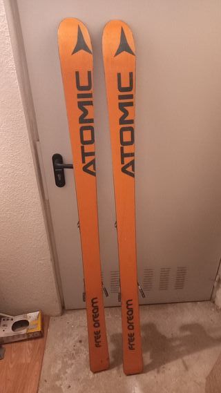 Esquís travesía Atomic 164