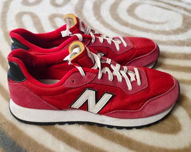 NEW BALANCE 527