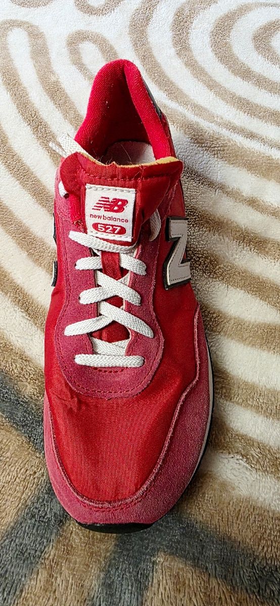 NEW BALANCE 527