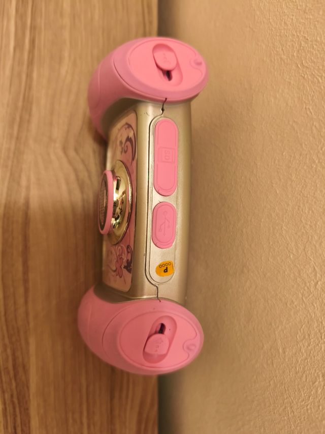 Vteck Kidzoom camera