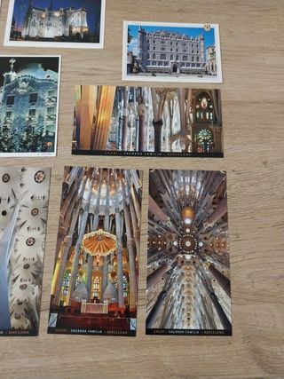 Postales Gaudí Barcelona y Leon
