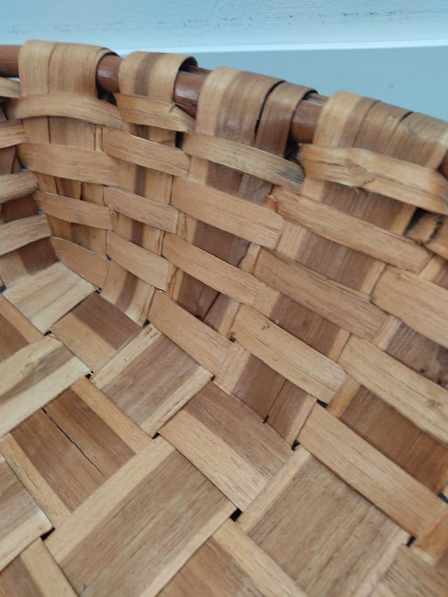 Cesto madera artesano  revistero