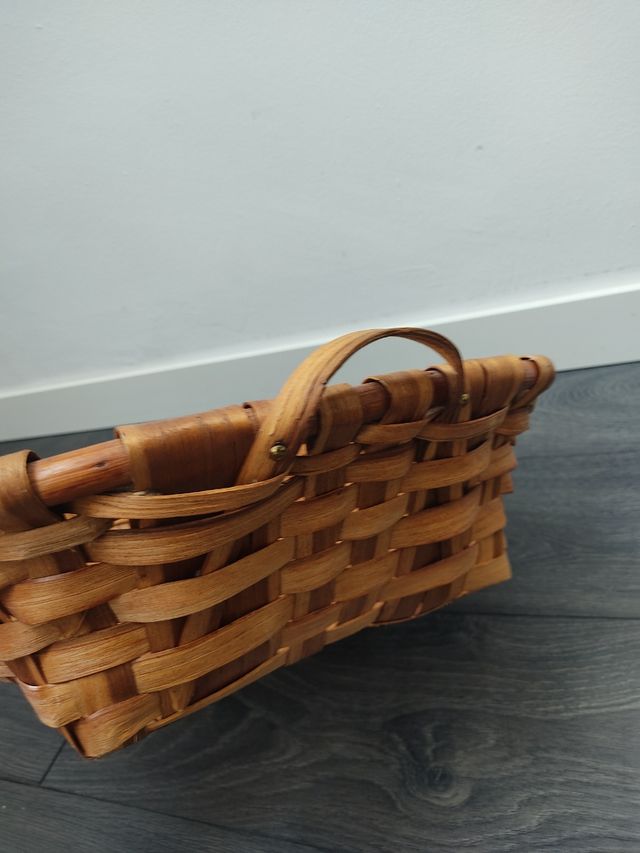 Cesto madera artesano  revistero