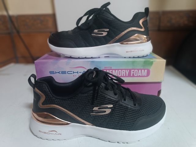 Zapatillas Skechers nuevas 