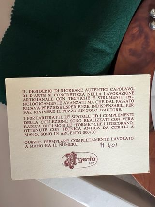 Antica cornice ovale in radica di olmo e argento