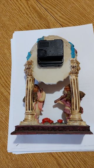 Orologio soprammobile con putti