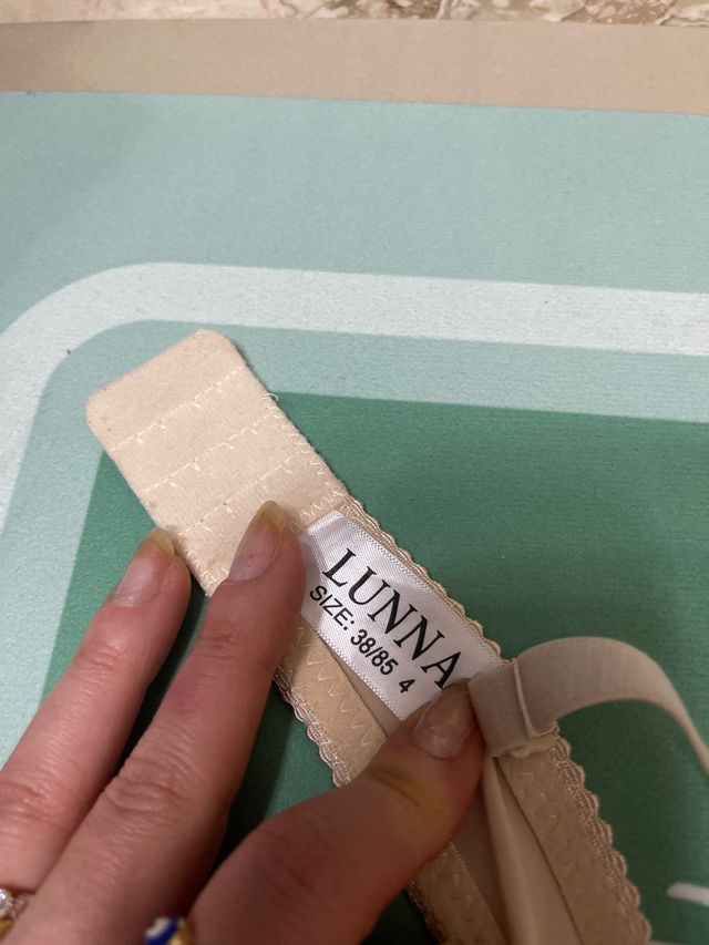 Reggiseno color panna nuovo!