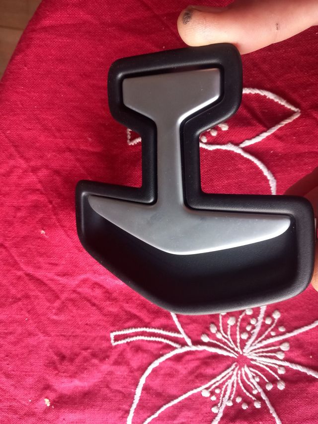 Pega para fundo de mala para carrinha 9-3