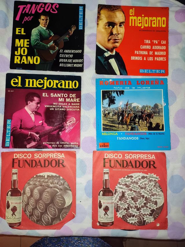 Discos vinílicos para vários cantores