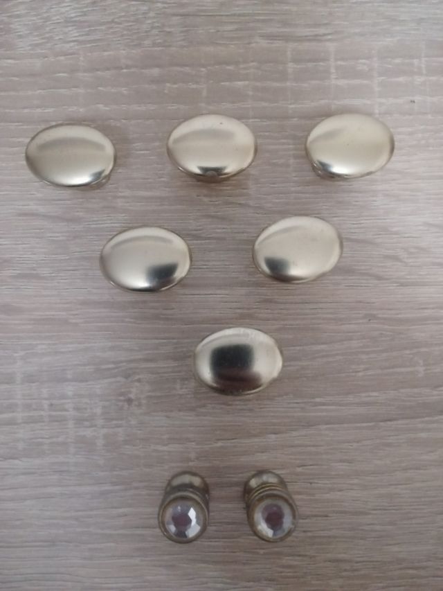 Tiradores de latón para muebles