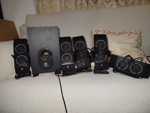 Altavoces Logitech