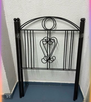 Colchon de 90 x 190 cm, somier y 2 cabeceros