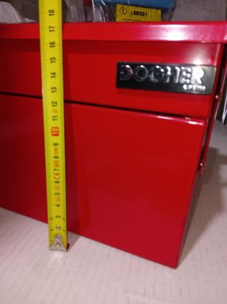 Caja metálica para herramientas, DOGHER, nueva