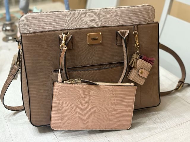 Bolso para portátil con etiqueta Parfois