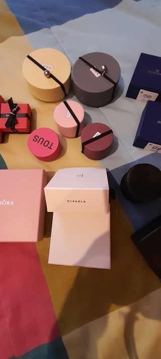 Cajas vacías de regalo