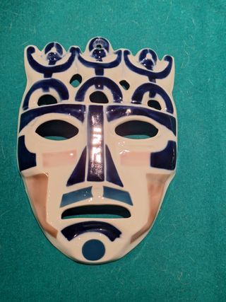 LOTE 3
MASCARAS DE PORCELANA SARGADELOS 