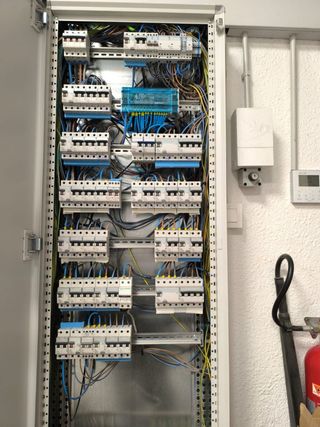 ELECTRICISTA
