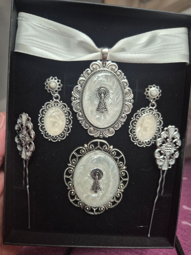 POR ENCARGO Conjunto artesanales baturra