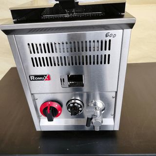 AL 🔲 Freidora de 15 Litros a Gas