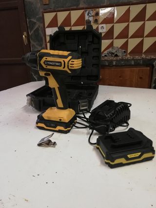 Atornillador de impacto batería