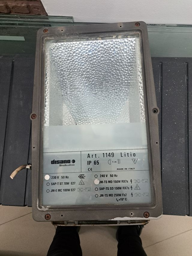 Foco Disano de halogenuro metalico