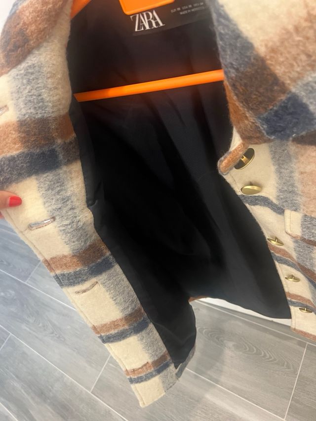 Chaqueta zara