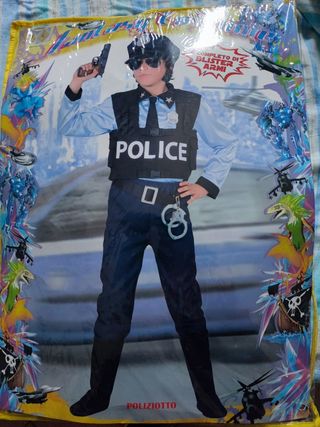Vestito da POLIZIOTTO 9. 11 anni