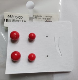 Pendientes con bola de coral y plata