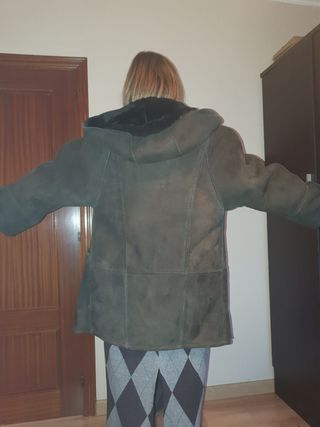Abrigo 3cuartos de piel vuelta verde