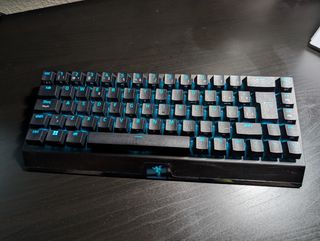 Razer blackwidow v3 mini hyperspeed