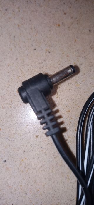 CARGADOR MODEL HK28G-3.6-100
