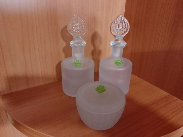 Juego de tocador de cristal