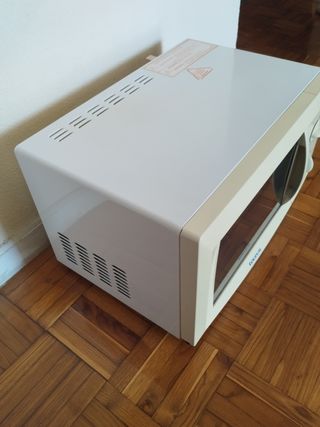 Grill Microondas Taurus 20L