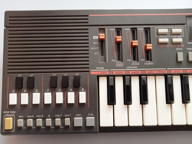 Órgano Casio PT-31