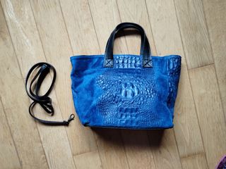 Bolso cuero nuevo.