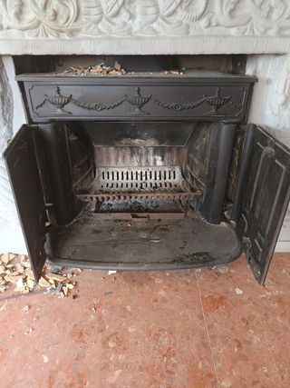 Chimenea de hierro fundido 300€