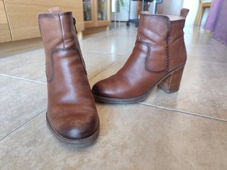 Botines marrones