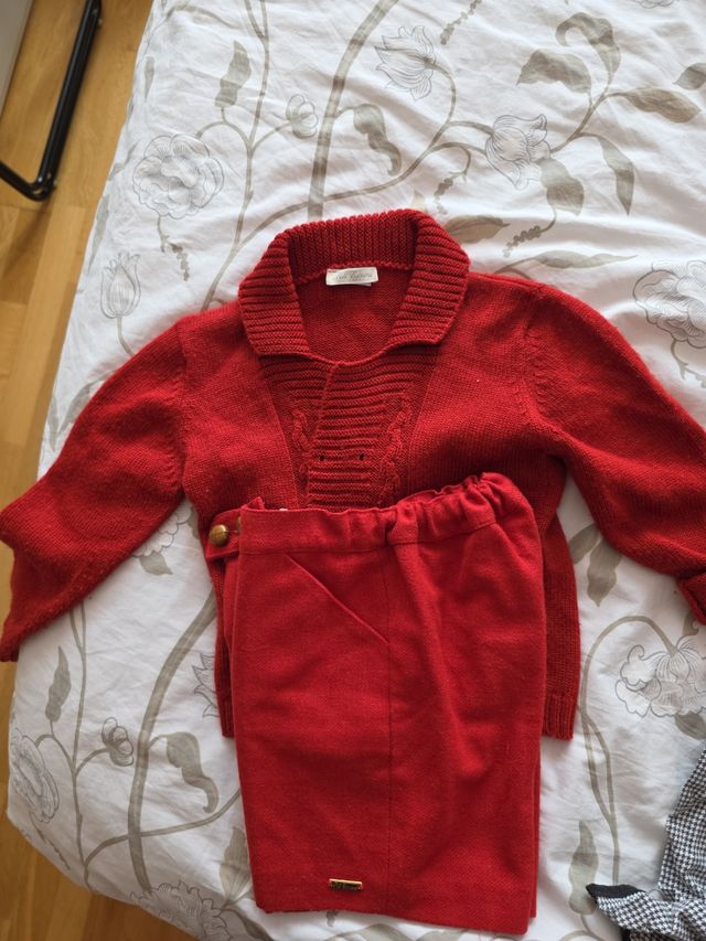 Chaqueta y pantalón Pili Carrera talla 3