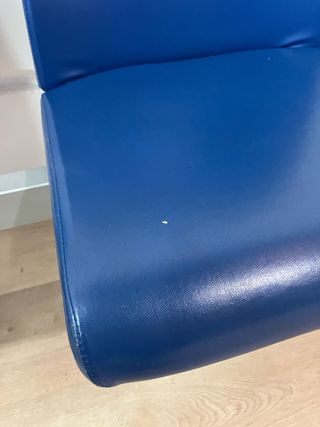 Bancada azul Steelcase de 3 plazas