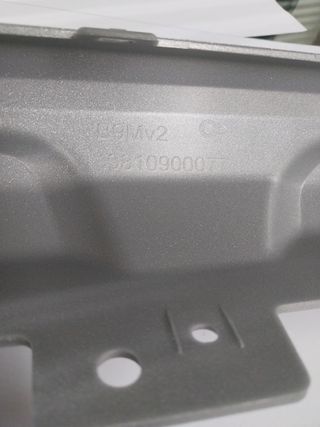 Embellecedor peugeot