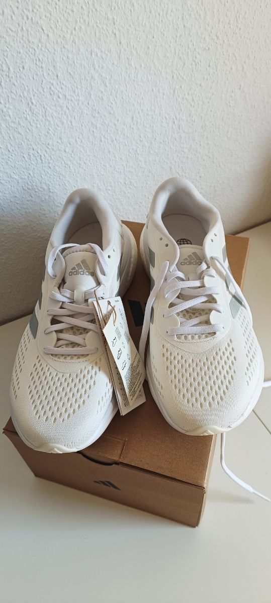 Zapatillas adidas Supernova