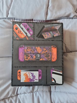 Nintendo Switch OLED Edizione Pokémon