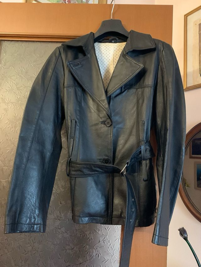 Giacca in pelle con cintura