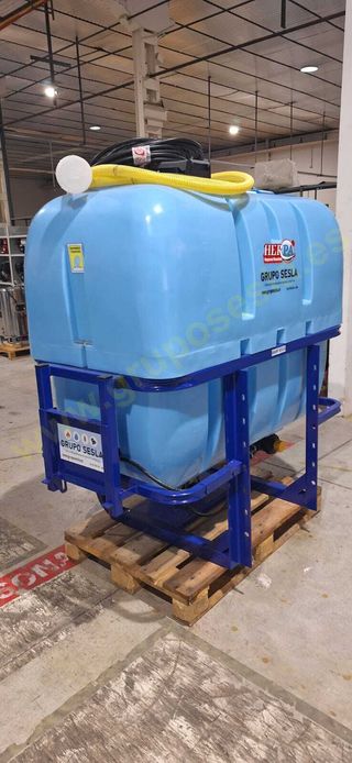 CUBA SUSPENDIDA DE 800 LITROS