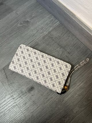Monedero Guess