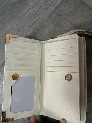 Monedero Guess