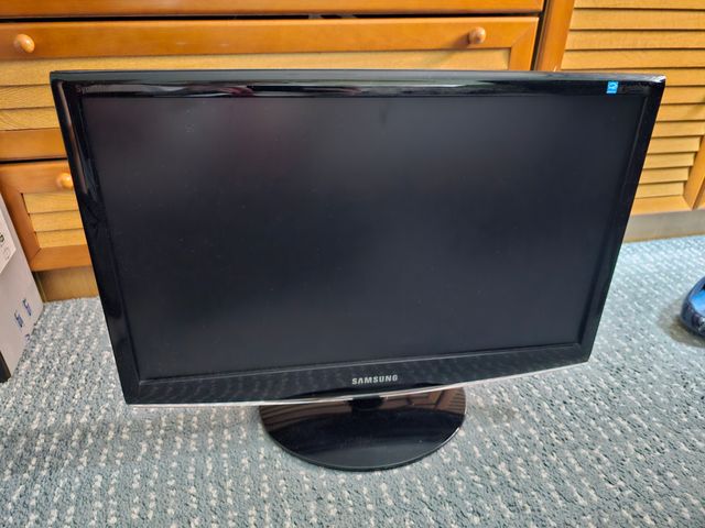 Monitor Samsung 22