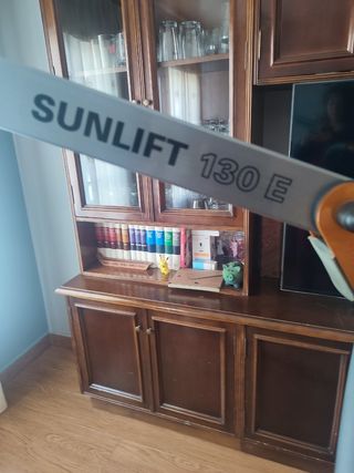 Grúa bipedestación