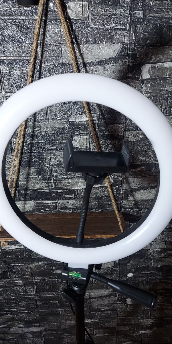 Lámpara Led Giratoria de 16 Cm Luz 